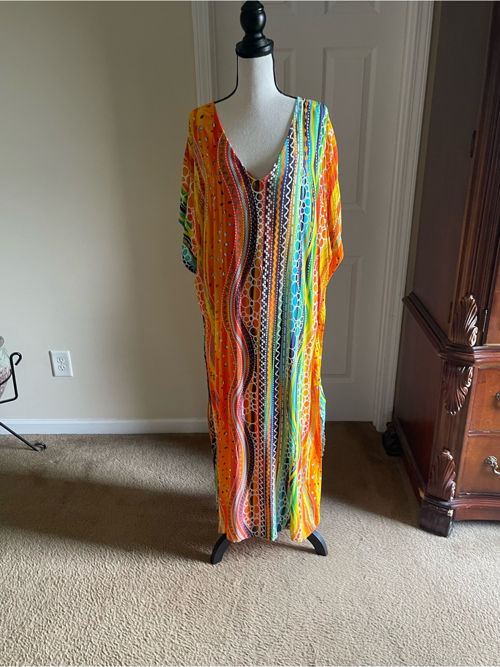 Bright Multi-Color Women’s V-Neck Kaftan